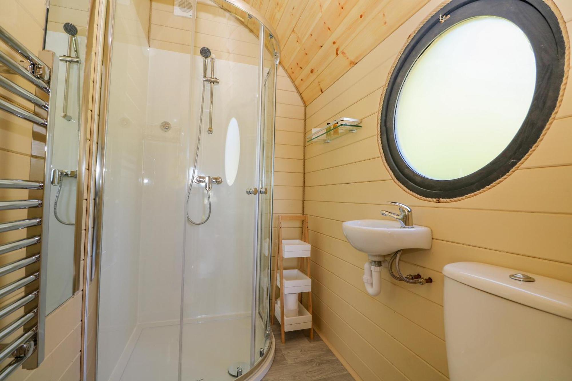 Villa Apple Pod Arundel Esterno foto